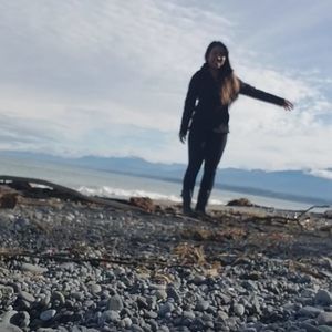 Meet your Posher, Annabella